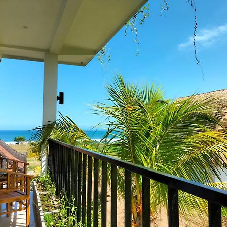 Maimalu Beach View Airsatang Exterior photo
